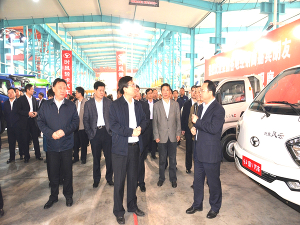 市新旧动能转换重大项目推进会永利集团官网集团科普教育基地举行观摩